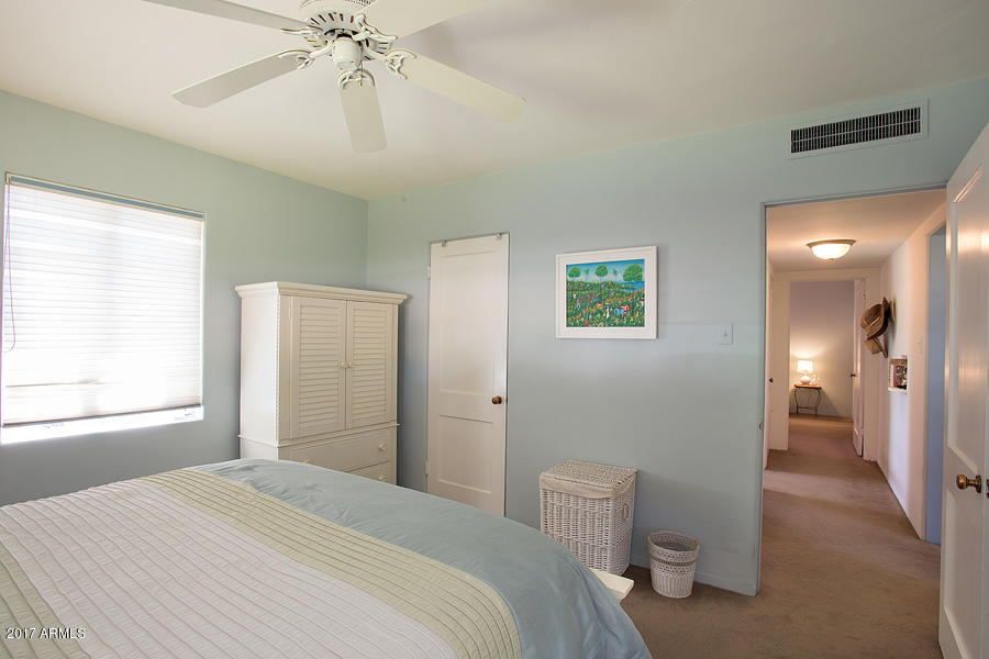355 West Roma Avenue Phoenix, AZ 85013 - Photo 20 of 29 Bedroom 1