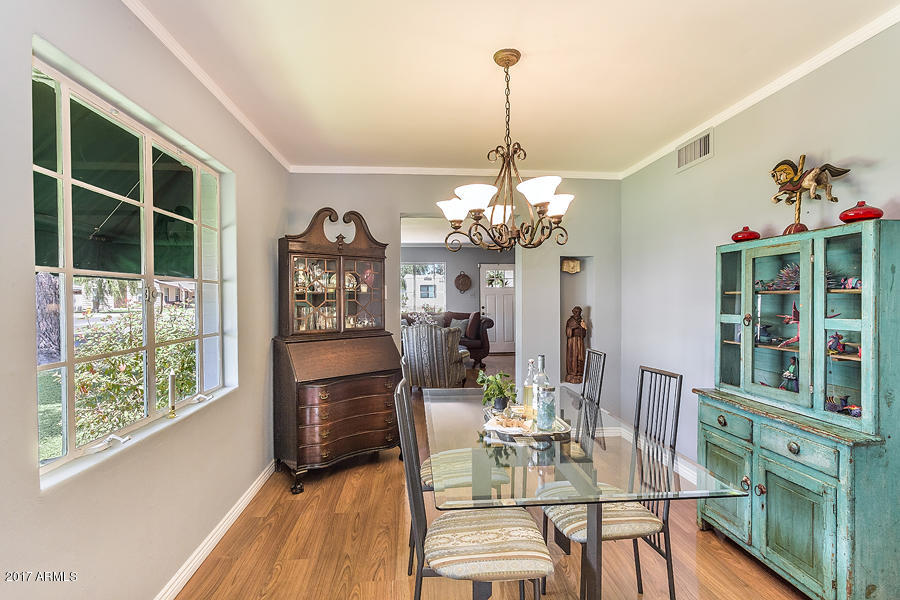355 West Roma Avenue Phoenix, AZ 85013 - Photo 7 of 29 Dining room