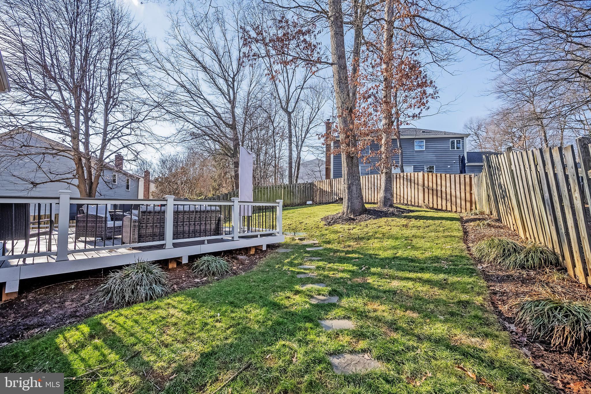 10655 John Ayres Drive Fairfax, VA 22032 - Photo 39 of 57 Rear Side Yard