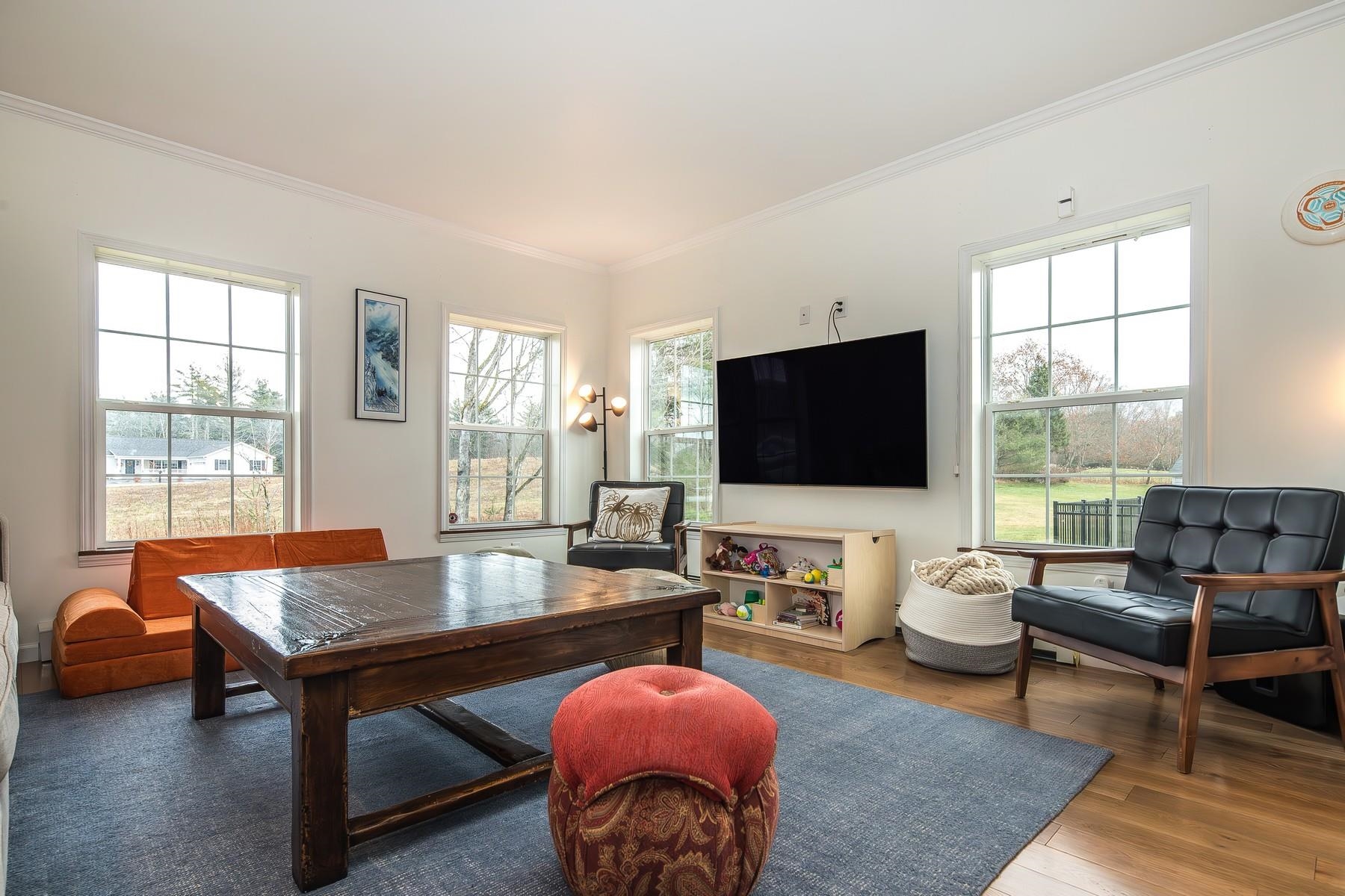 731 Grover Drive Rutland Town, VT 05701 - Photo 13 of 35