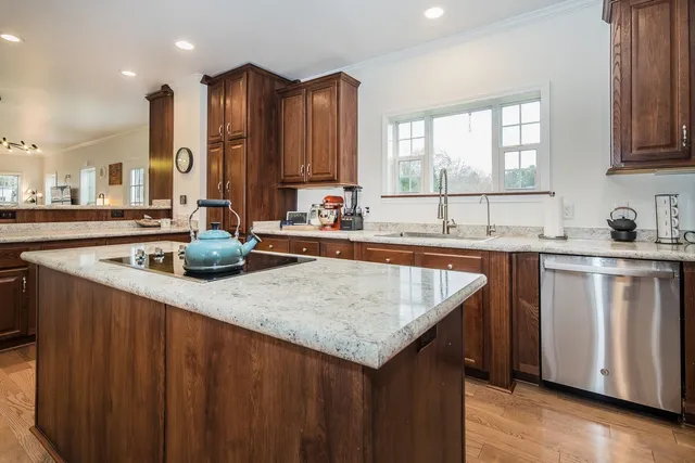 $649,000 | 731 Grover Drive, Rutland Town, VT 05701