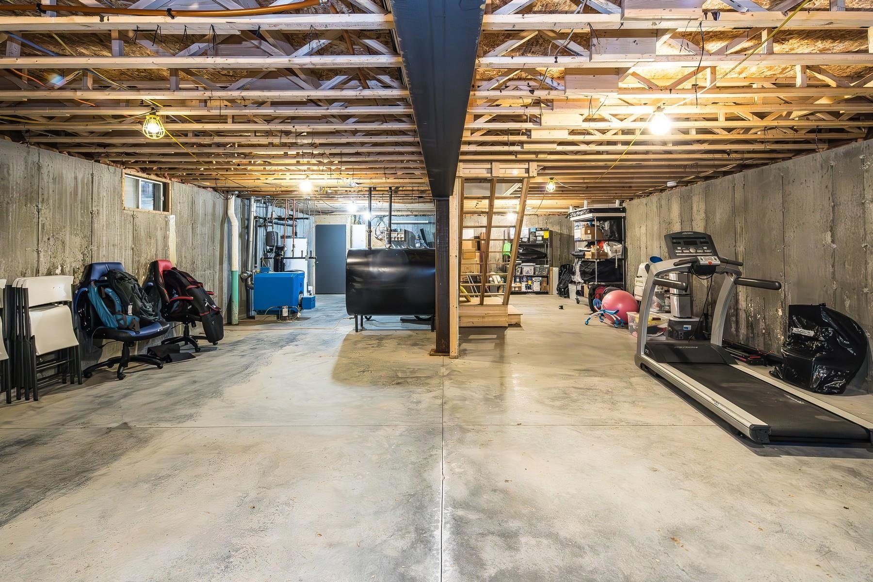 731 Grover Drive Rutland Town, VT 05701 - Photo 33 of 35