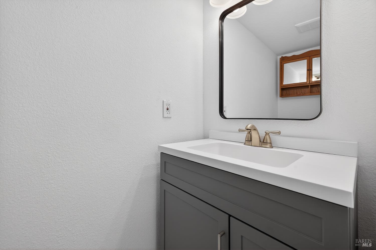 305 Westmont Place Santa Rosa, CA 95401 - Photo 11 of 31 Downstairs 1/2 bath