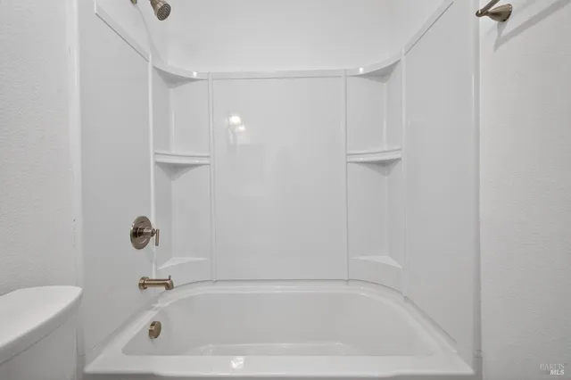 $405,000 | 305 Westmont Place, Santa Rosa, CA 95401