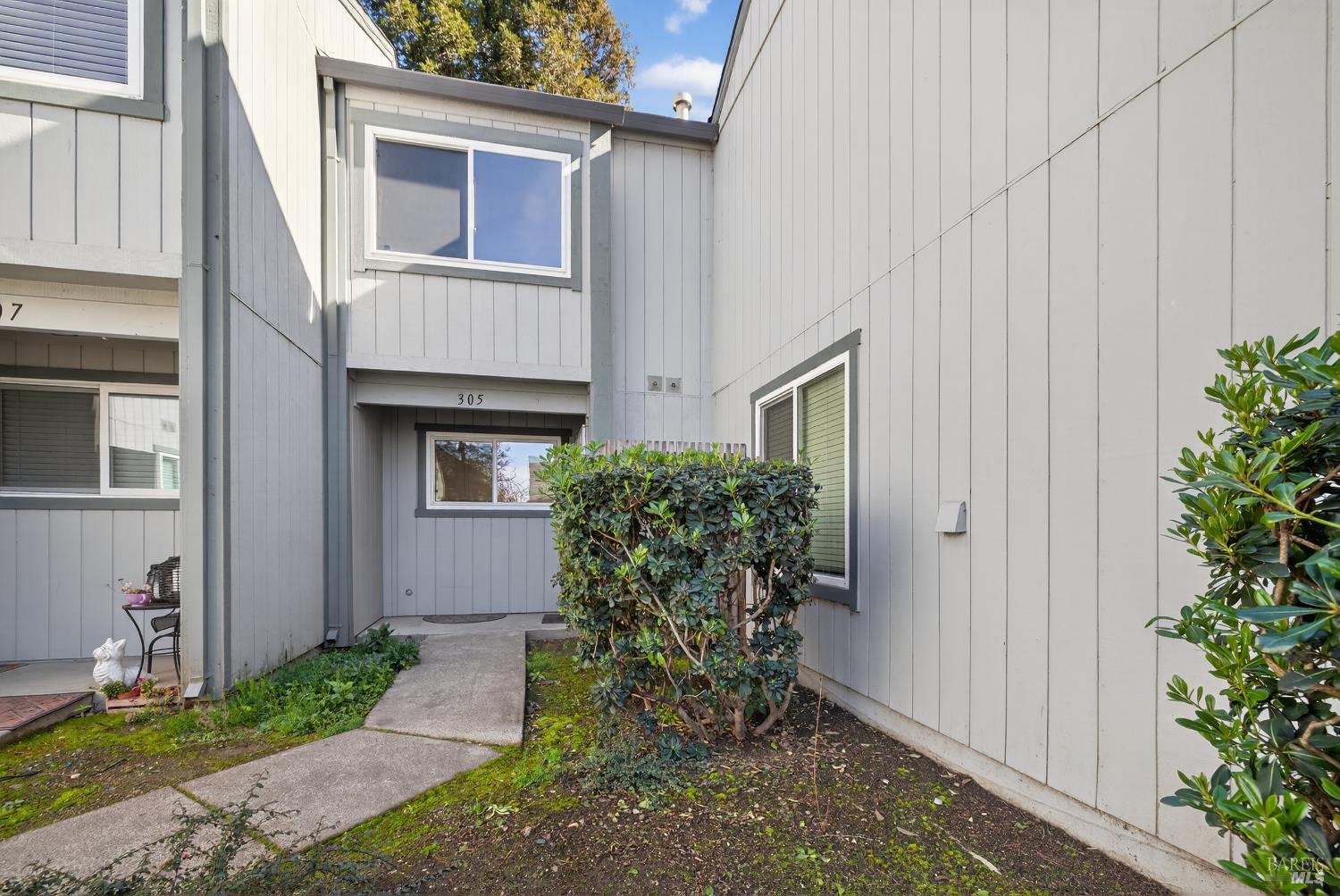 305 Westmont Place Santa Rosa, CA 95401 - Photo 4 of 31