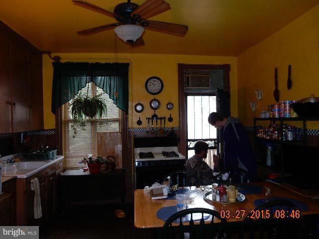 3541 Old York Road Baltimore, MD 21218 - Photo 3 of 13 Kitchen
