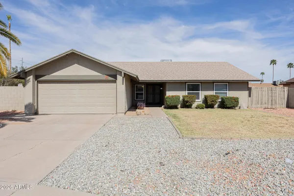 $2,295 | 3434 West Kings Avenue, Phoenix, AZ 85053