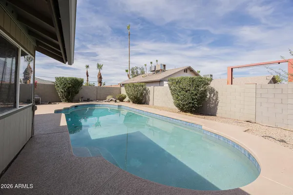 $2,295 | 3434 West Kings Avenue, Phoenix, AZ 85053