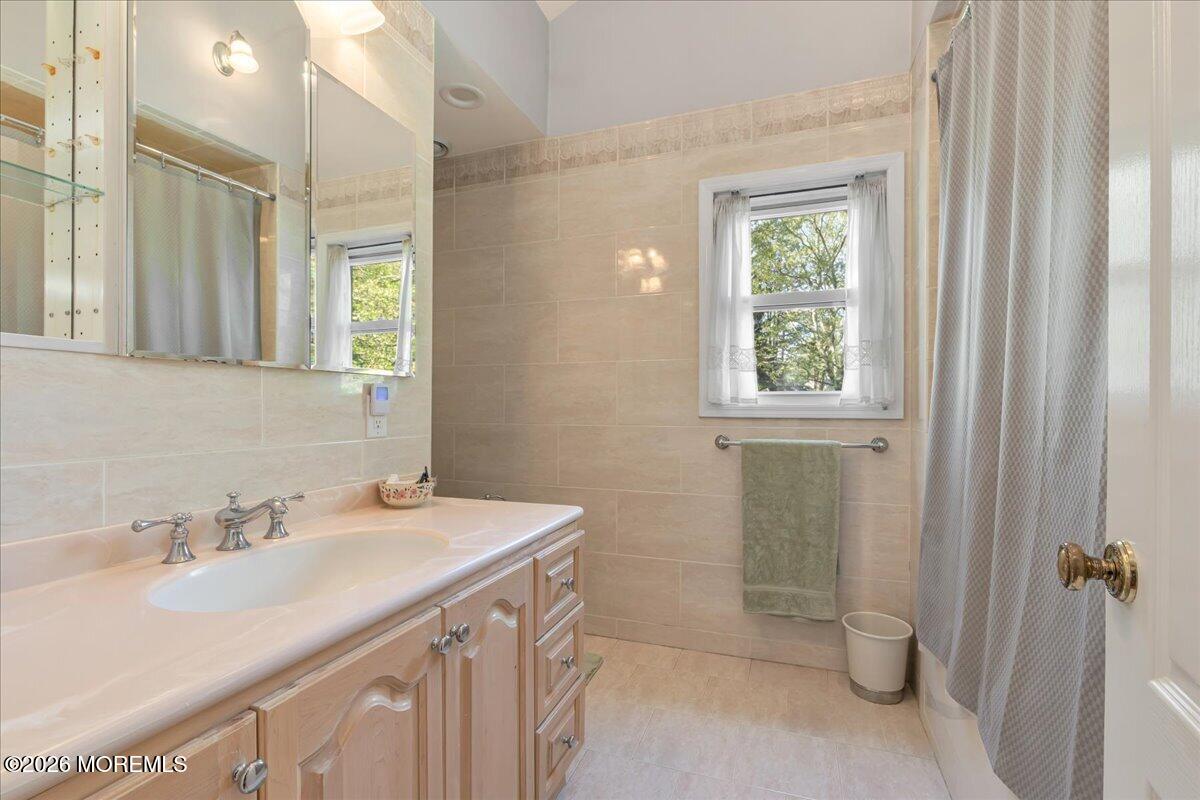 29 Centerville Road Holmdel, NJ 07733 - Photo 24 of 53 19-3V0A3762