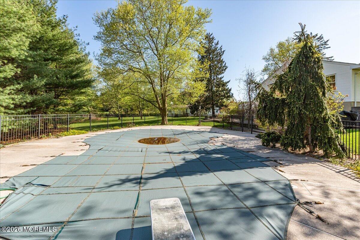 29 Centerville Road Holmdel, NJ 07733 - Photo 38 of 53 33-3V0A3804