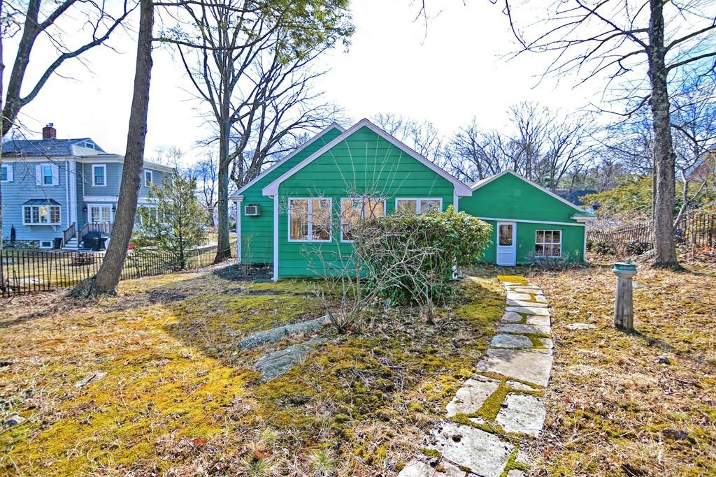 21 Pilgrim Road Melrose, MA 02176 - Photo 39 of 42 Gallery Image 39