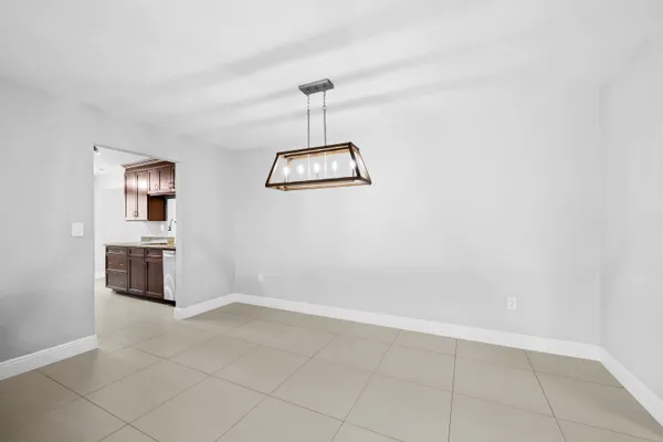 $4,400 | 313 Southeast 4th Terrace, Dania Beach, FL 33004