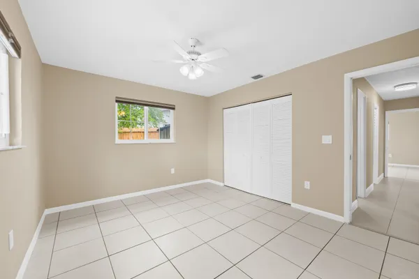 $4,400 | 313 Southeast 4th Terrace, Dania Beach, FL 33004