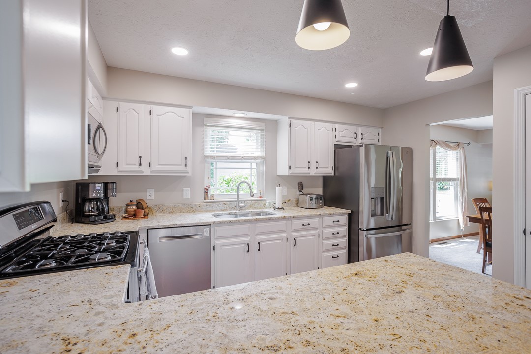 924 Alexandersville Road Miamisburg, OH 45342 - Photo 7 of 66