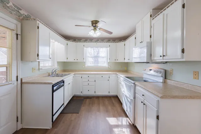 $349,900 | 2541 Spring Street, Pleasant View, TN 37146