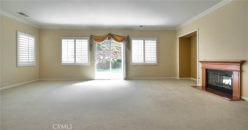 16861 Ridge Cliff Drive Riverside, CA 92503 - Photo 30 of 75 Family Room