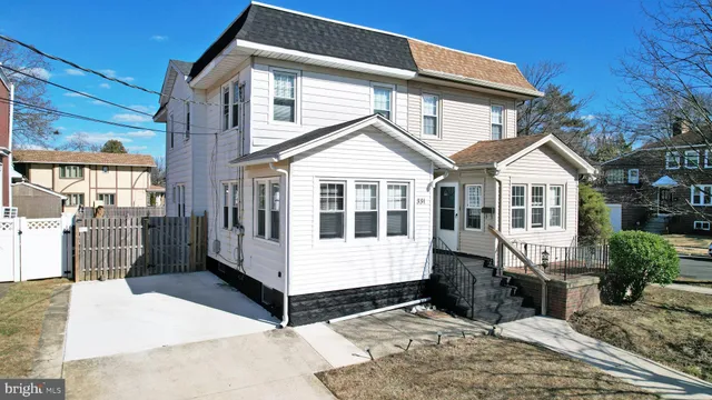 $2,399 | 331 Sloan Avenue, Collingswood, NJ 08107