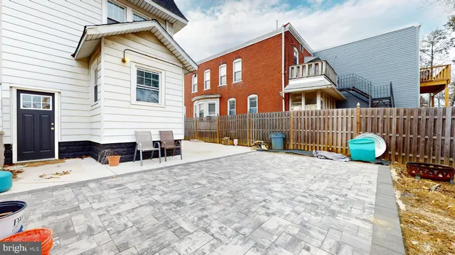 $2,399 | 331 Sloan Avenue, Collingswood, NJ 08107