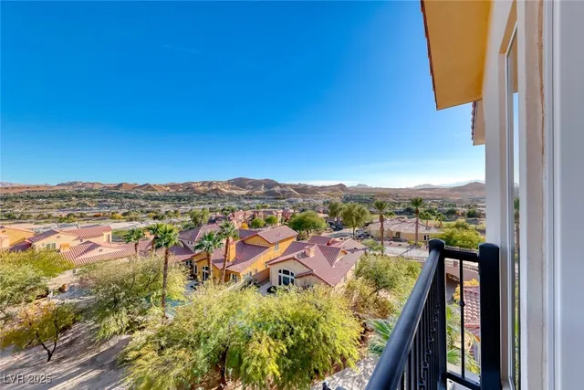 $3,300 | 64 Strada Principale, Unit 405, Henderson, NV 89011