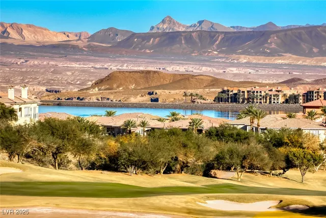 $3,300 | 64 Strada Principale, Unit 405, Henderson, NV 89011