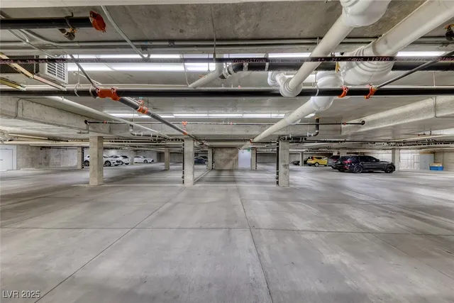 $3,300 | 64 Strada Principale, Unit 405, Henderson, NV 89011