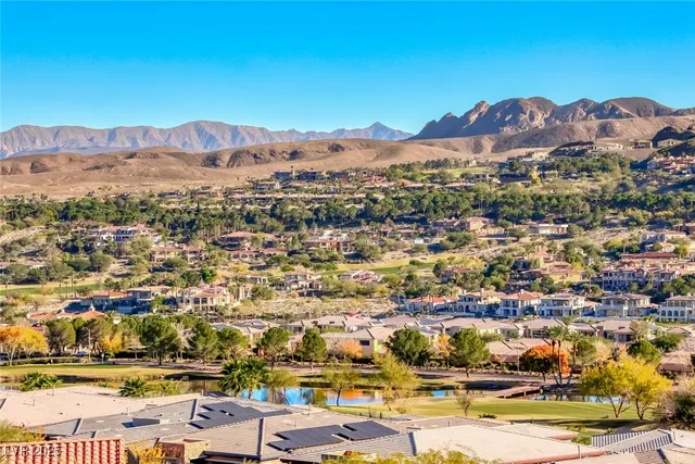 $3,300 | 64 Strada Principale, Unit 405, Henderson, NV 89011
