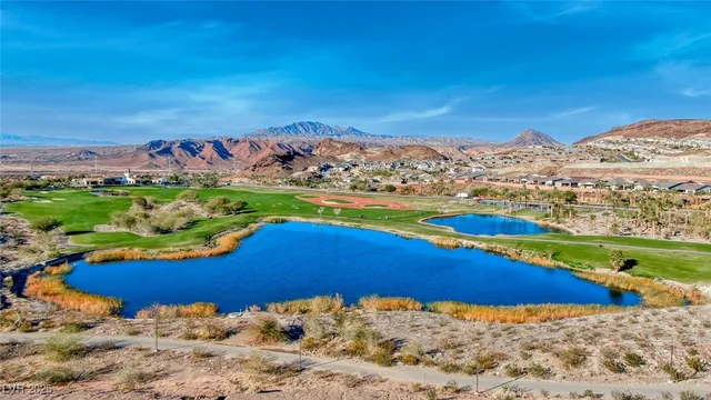 $3,300 | 64 Strada Principale, Unit 405, Henderson, NV 89011