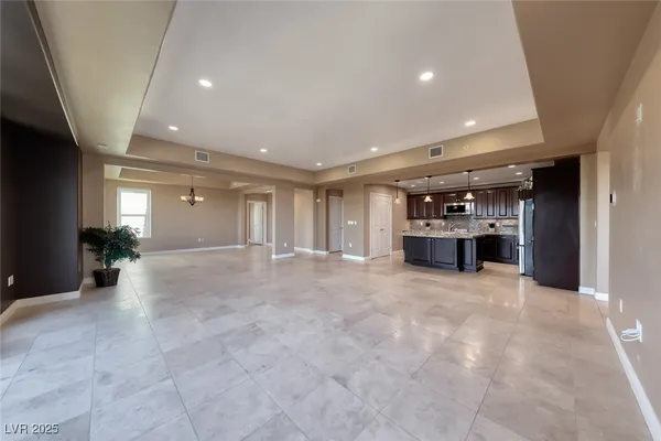 $3,150 | 64 Strada Principale, Unit 405, Henderson, NV 89011