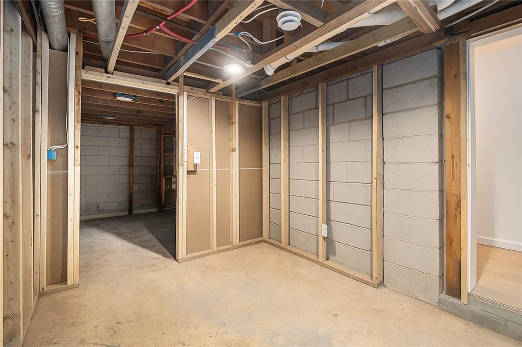 2115 Nichols Lane Decatur, GA 30032 - Photo 19 of 21 a view of empty room