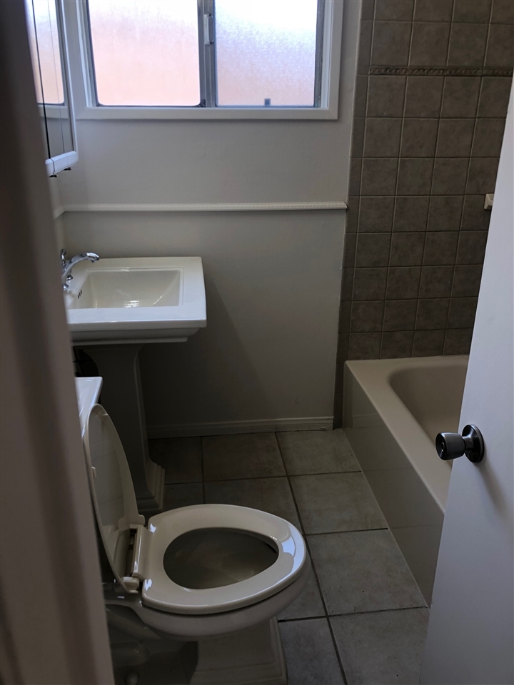 9238 Dunbarton Road Santee, CA 92071 - Photo 7 of 15