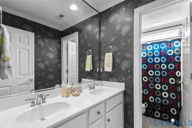 $1,075,000 | 4501 Hickory Lake Court, Glen Allen, VA 23059