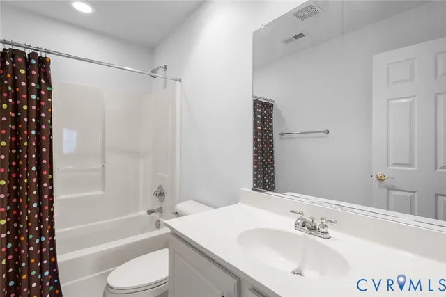 $1,075,000 | 4501 Hickory Lake Court, Glen Allen, VA 23059