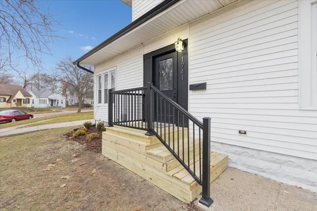 $239,900 | 1741 Fayette Avenue, Beloit, WI 53511