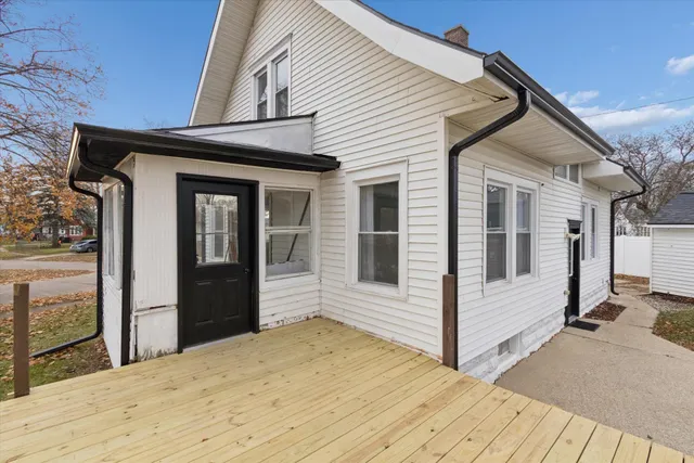 $239,900 | 1741 Fayette Avenue, Beloit, WI 53511