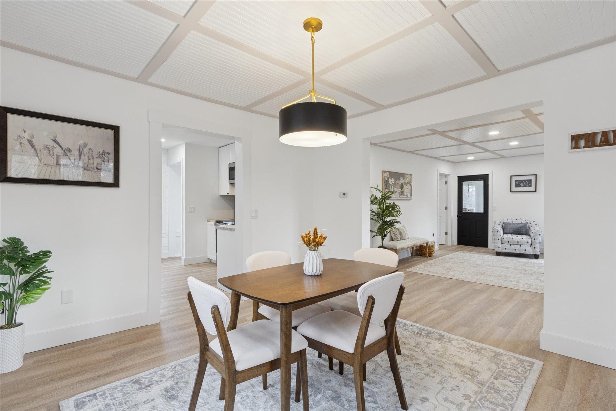 1741 Fayette Avenue Beloit, WI 53511 - Photo 8 of 39