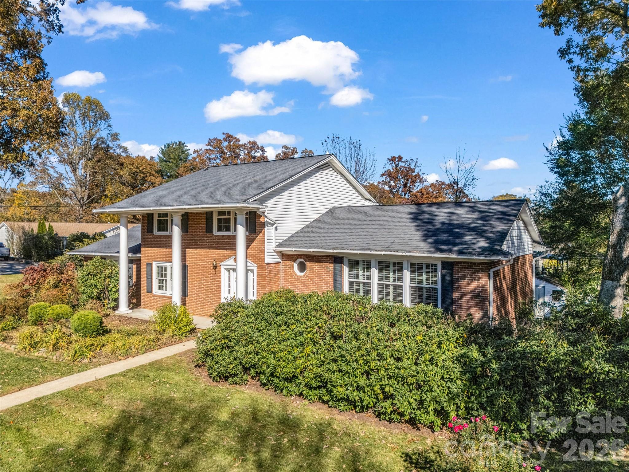 101 Bent Creek Ranch Road Asheville, NC 28806 - Photo 2 of 48