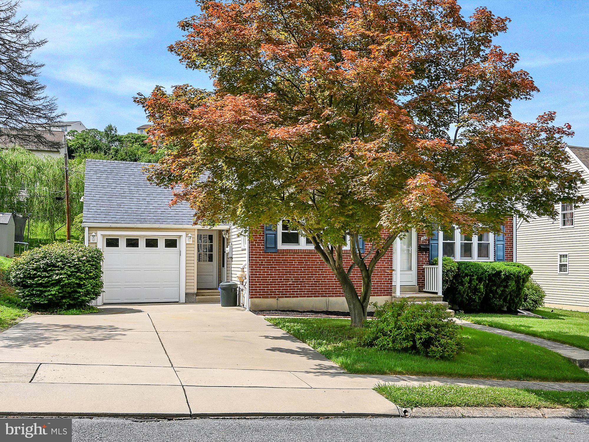 107 Gerald Avenue Reading, PA 19607 - Photo 2 of 27 V2