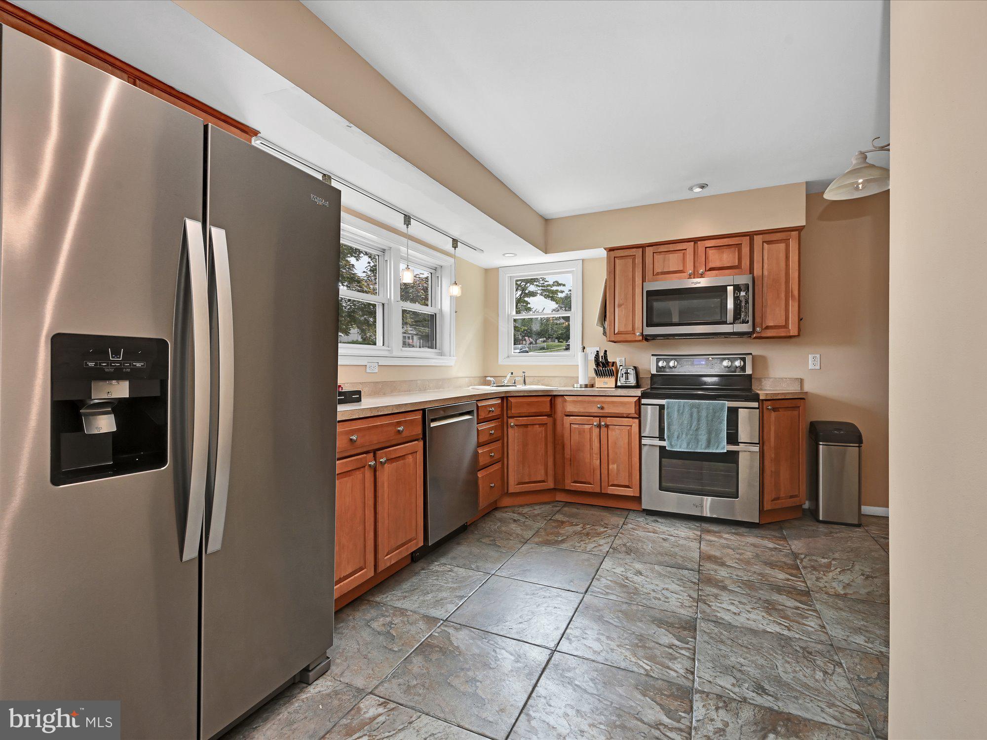 107 Gerald Avenue Reading, PA 19607 - Photo 9 of 27 Kitchen