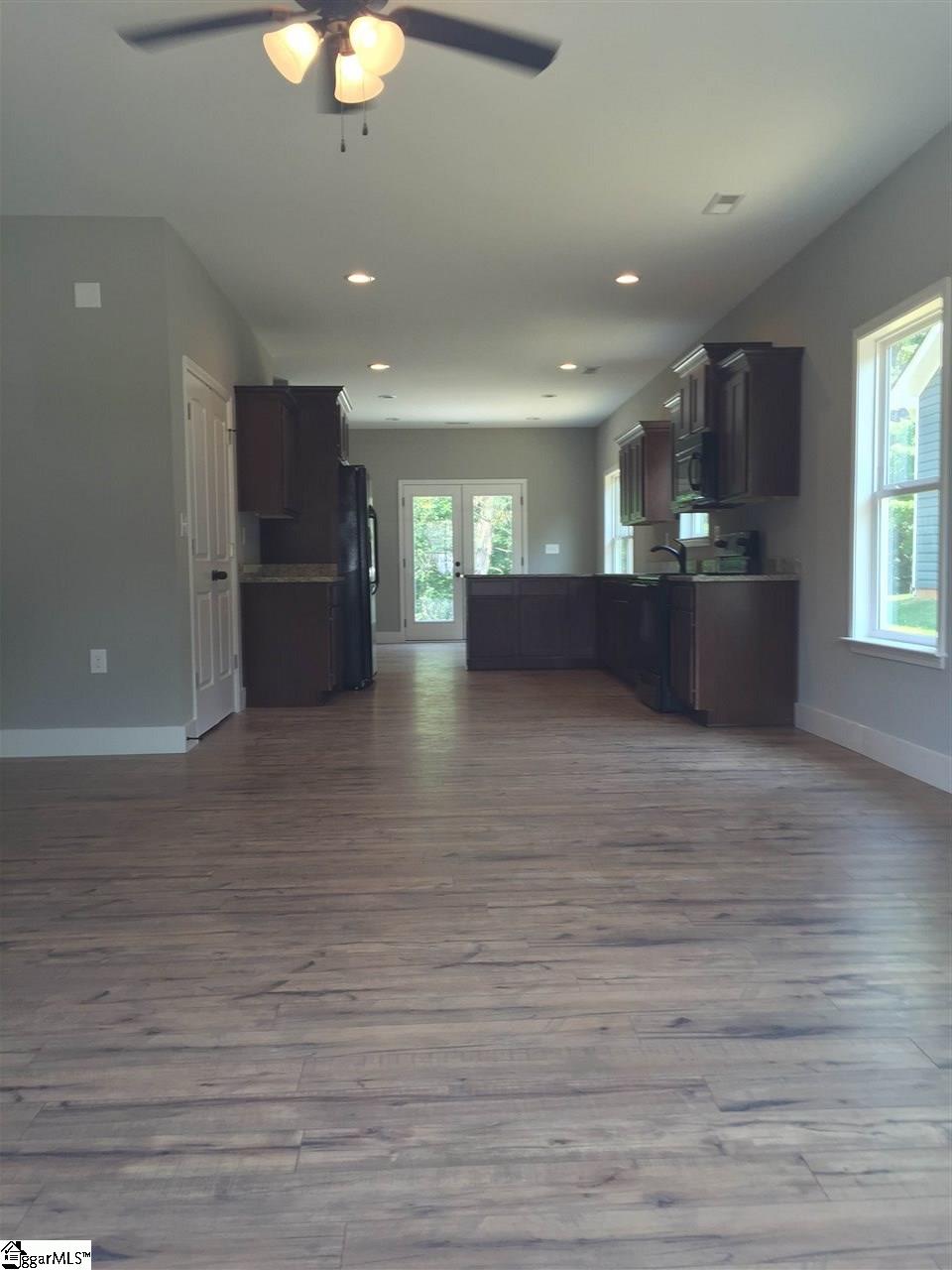 504 Tryon Street Greer, SC 29651 - Photo 2 of 12