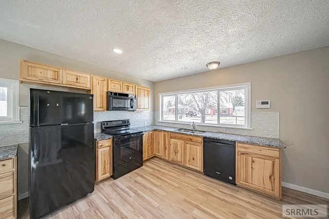 $318,000 | 165 Horrocks Drive, Blackfoot, ID 83221