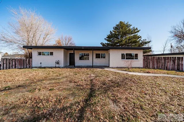 $318,000 | 165 Horrocks Drive, Blackfoot, ID 83221