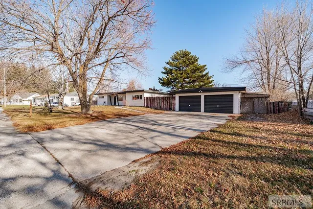 $318,000 | 165 Horrocks Drive, Blackfoot, ID 83221