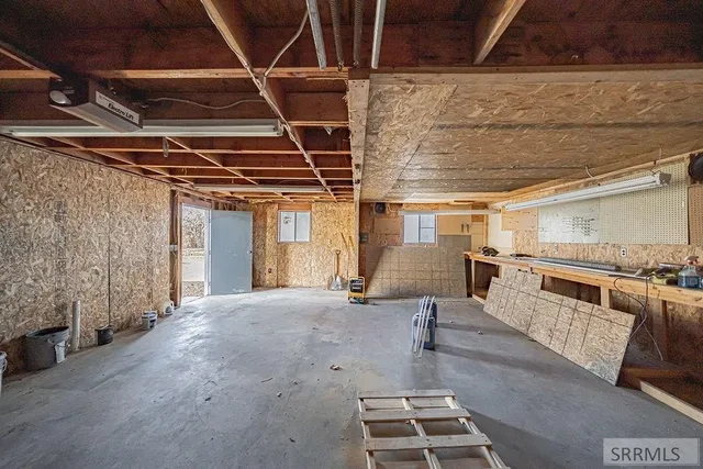 $318,000 | 165 Horrocks Drive, Blackfoot, ID 83221