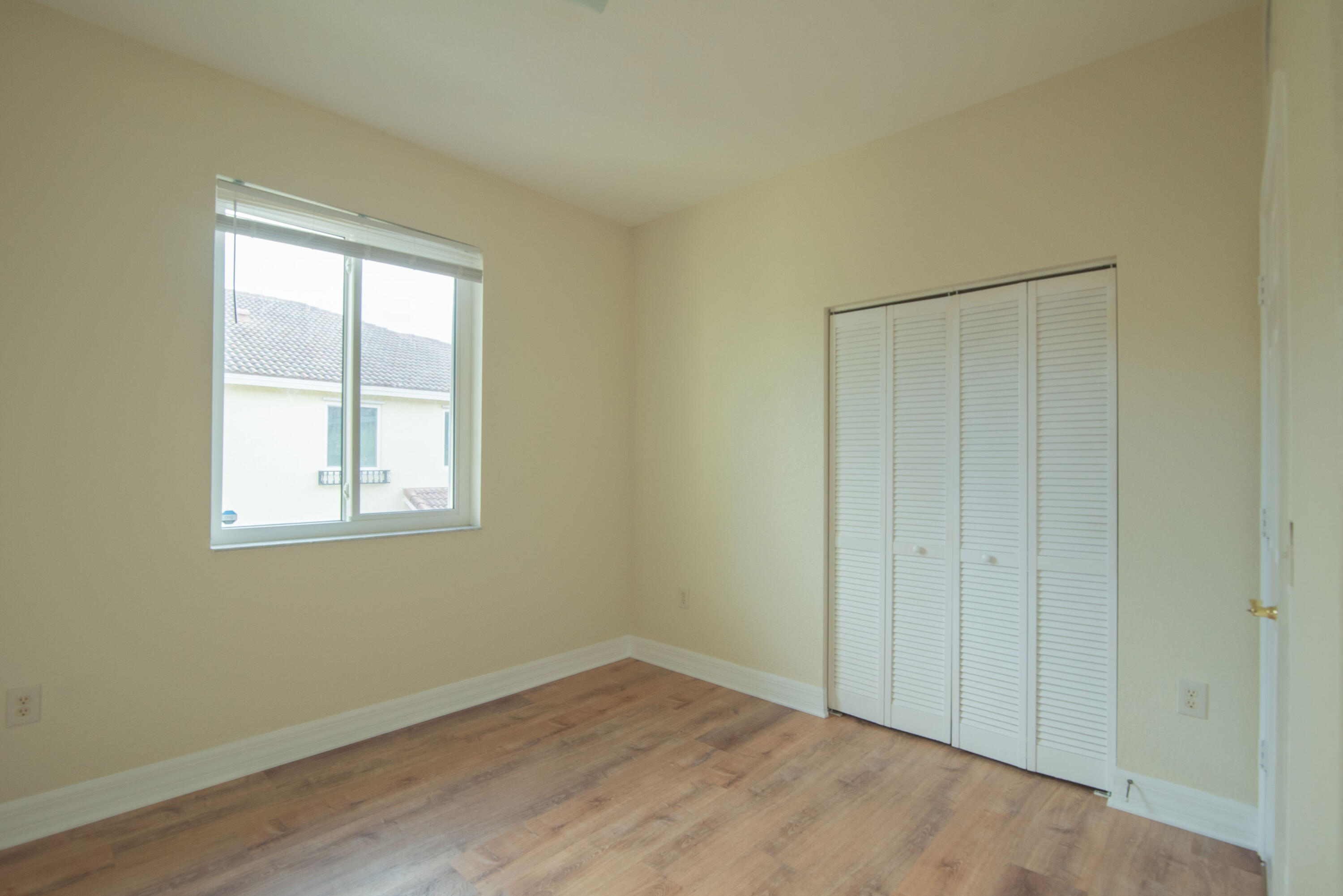 49 Southeast Sedona Circle, Unit 201 Stuart, FL 34994 - Photo 12 of 18 E75_7746