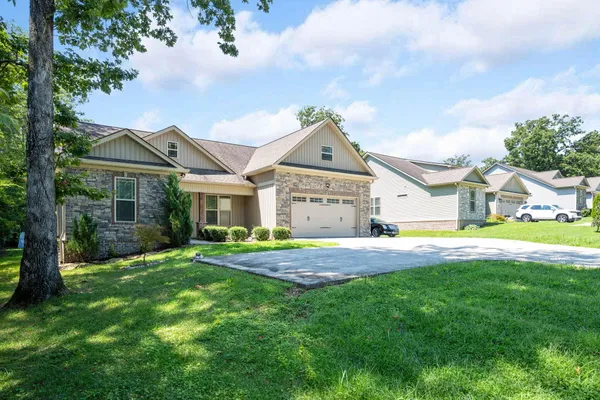 $449,900 | 8208 Igou Gap Road, Chattanooga, TN 37421