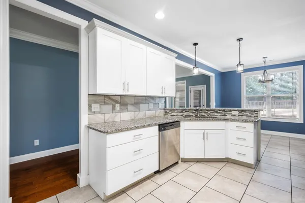 $449,900 | 8208 Igou Gap Road, Chattanooga, TN 37421