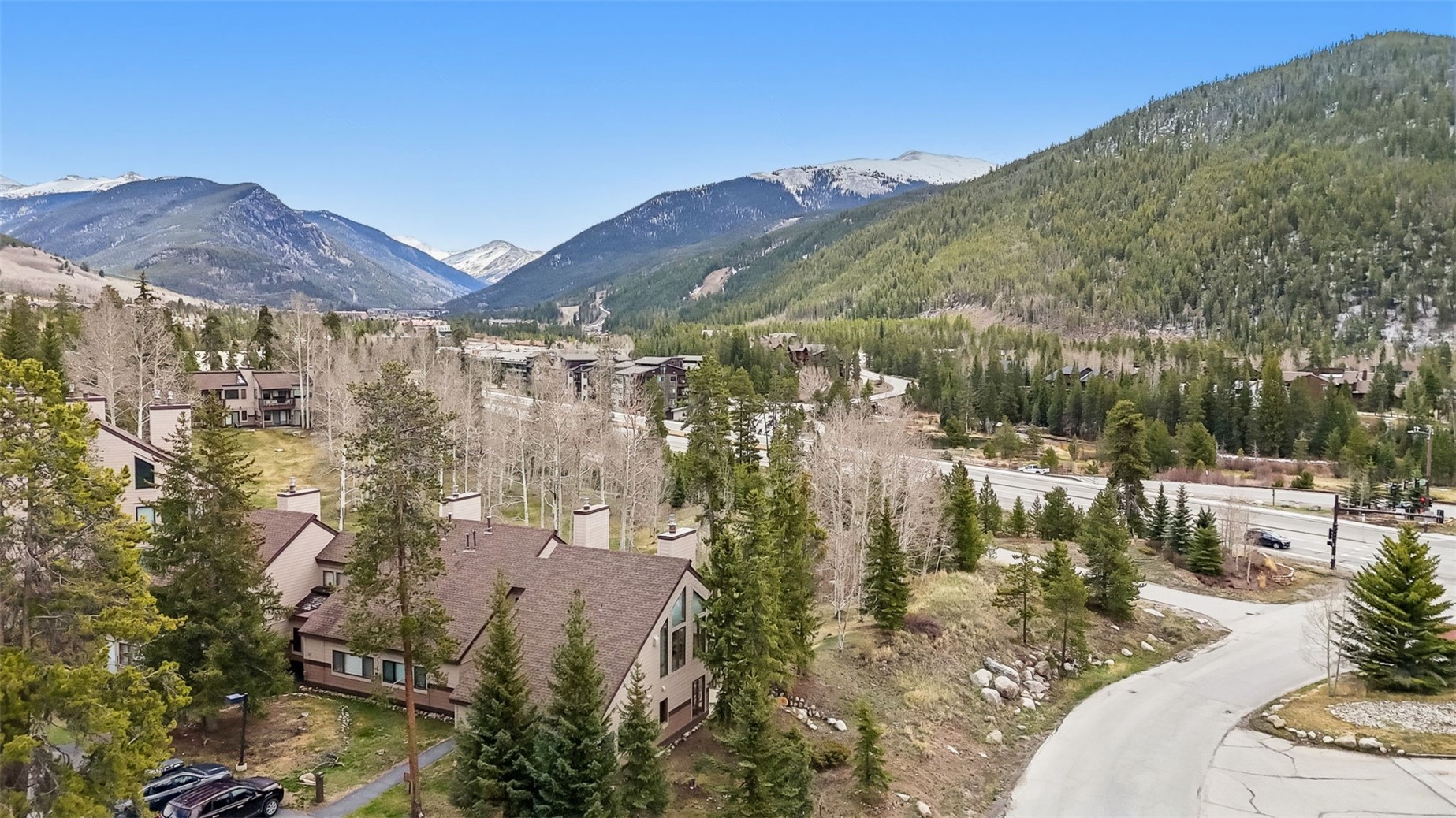 30 Tennis Club Road, Unit 1608 Keystone, CO 80435 - Photo 19 of 29 a view of a city with a mountain
