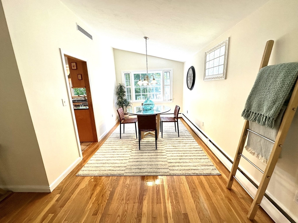 34 Ridgewood Road Westwood, MA 02090 - Photo 7 of 31