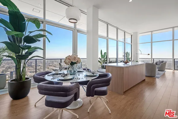 $12,925 | 11750 Wilshire Boulevard, Unit 3202, Los Angeles, CA 90025
