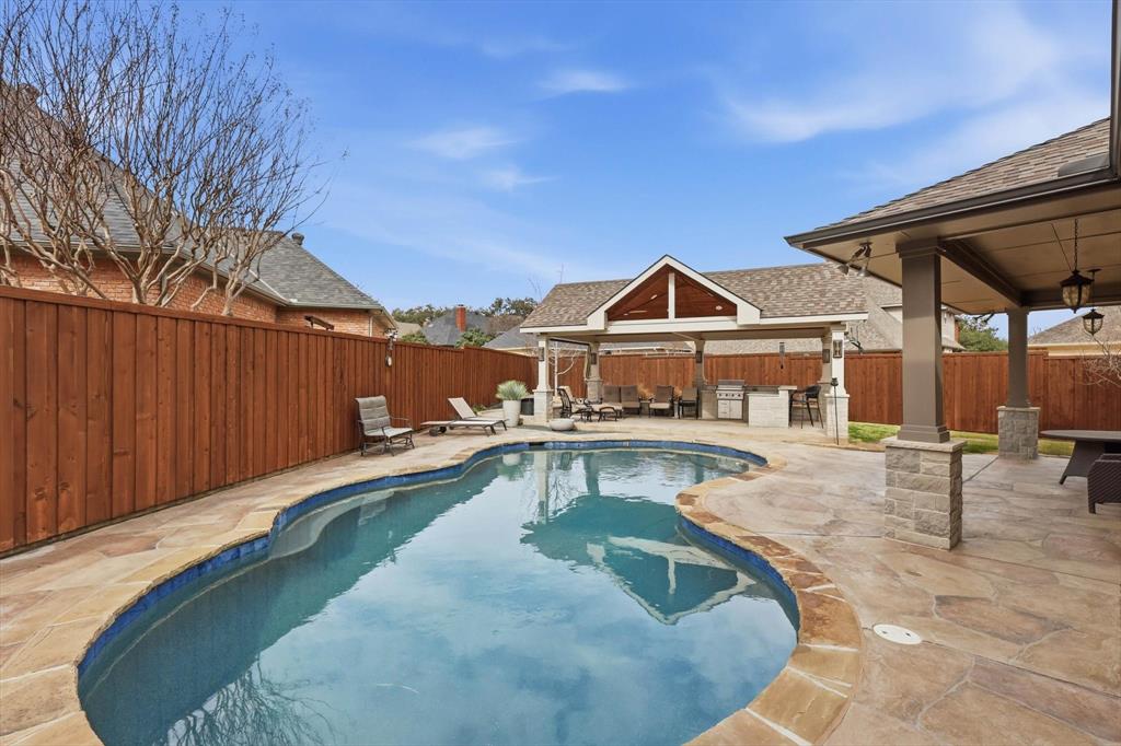 3413 Lantz Circle Plano, TX 75025 - Photo 32 of 38 a view of a house with pool and sitting area